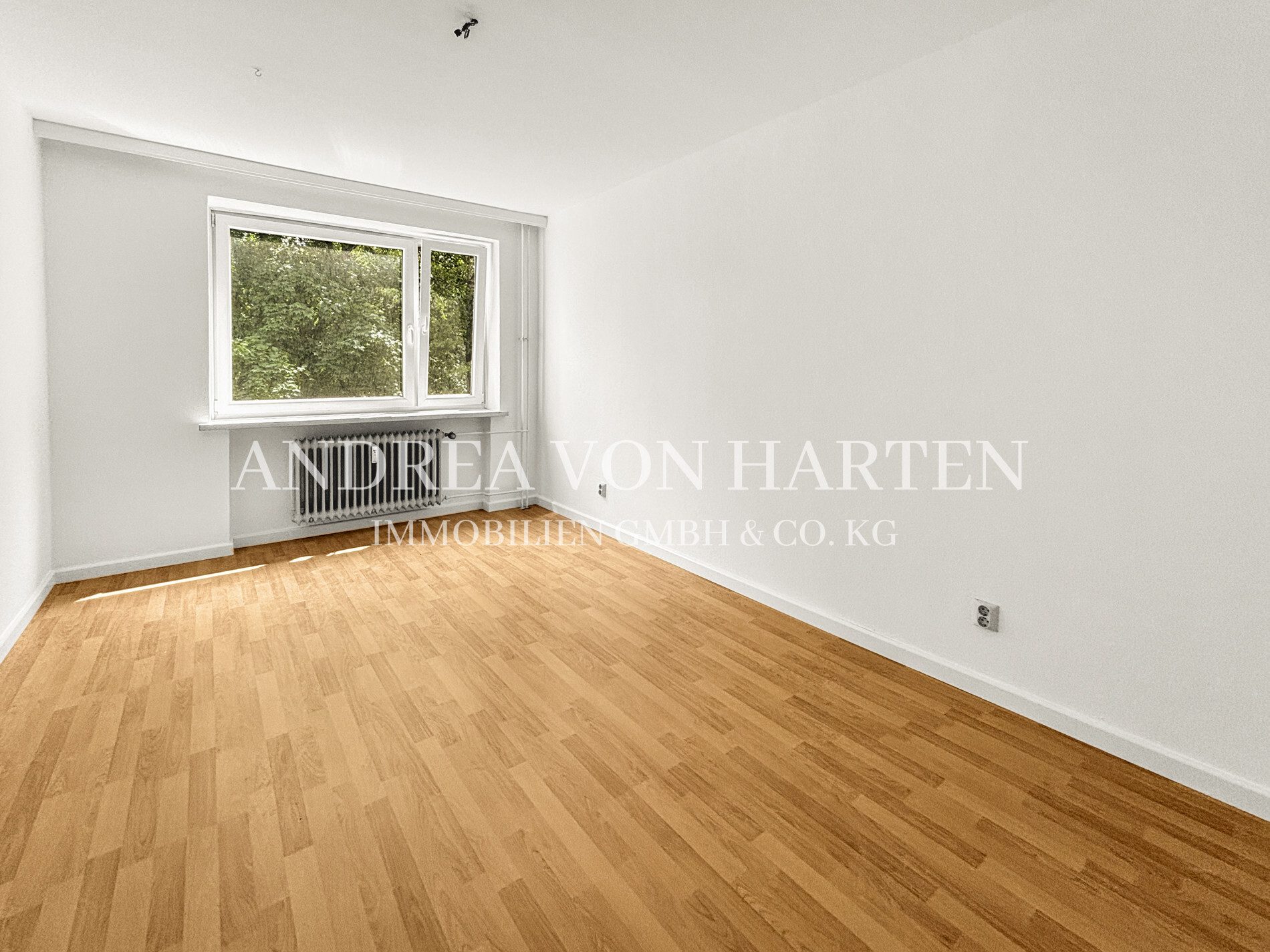 Immobilienangebot - Hamburg - Alle - Ruhig, hell, gut geschnitten: 2,5-Zimmer-Wohnung mit Balkon in HH-Bramfeld
