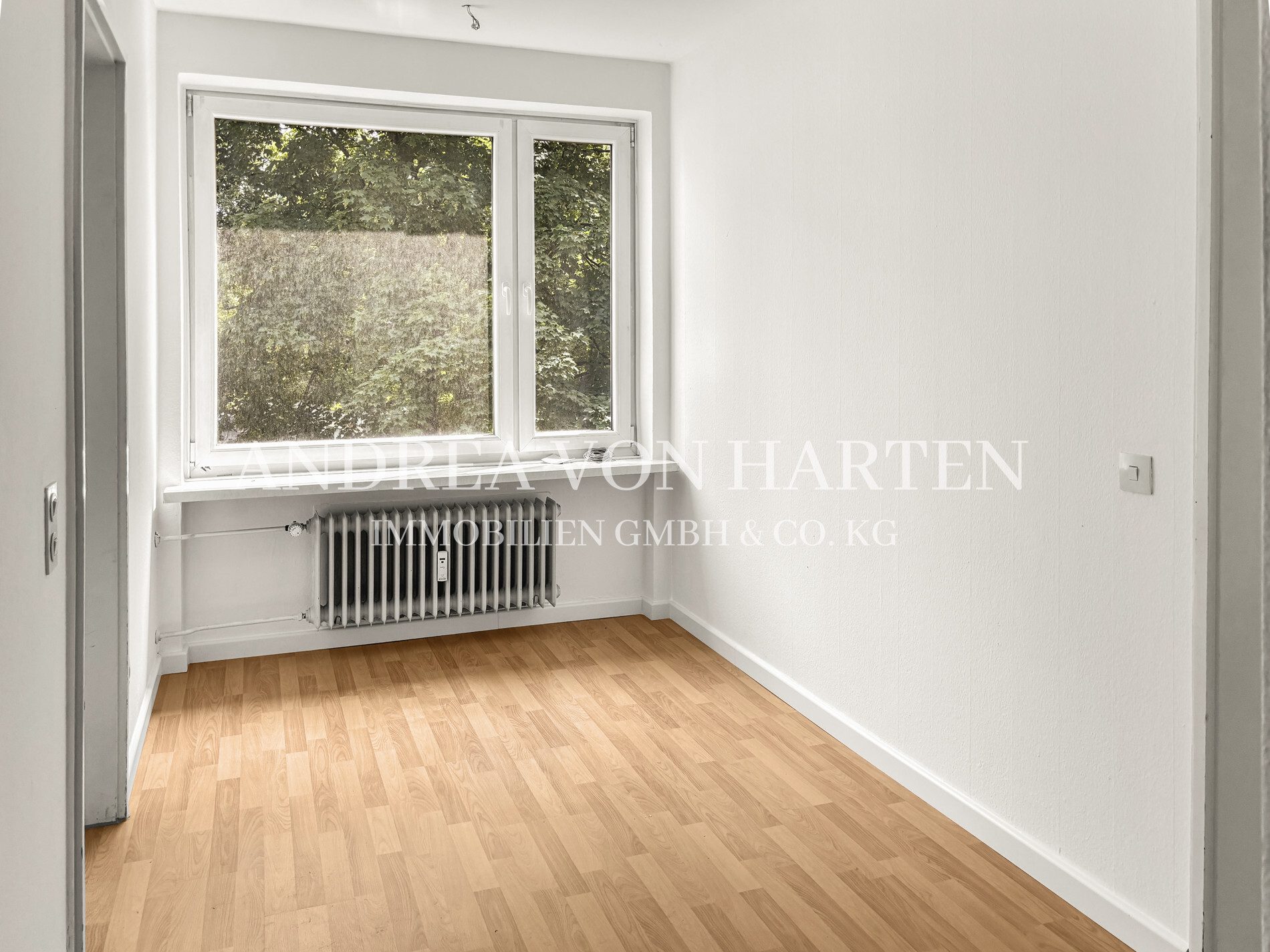 Immobilienangebot - Hamburg - Alle - Ruhig, hell, gut geschnitten: 2,5-Zimmer-Wohnung mit Balkon in HH-Bramfeld