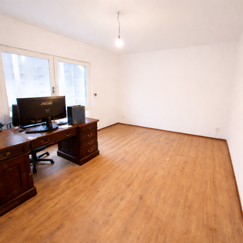 Immobilienangebot - Elmshorn - Alle - Kapitalanlage oder Eigennutzung: Modernisiertes Wohnhaus mit Potenzial für zwei Wohneinheiten