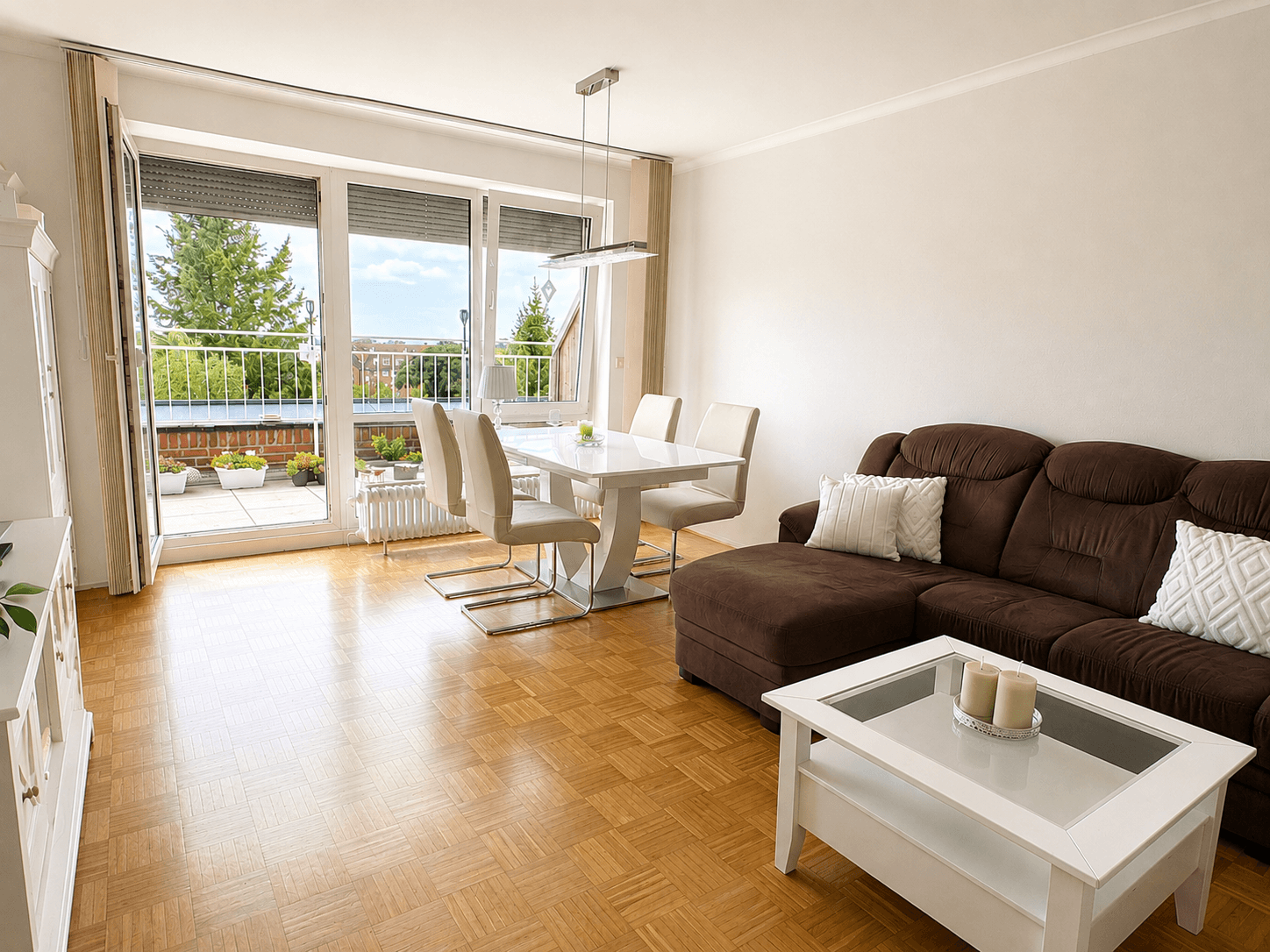 Immobilienangebot - Geesthacht - Alle - Vermietete Penthousewohnung mit großzügigem Südbalkon in zentraler Lage von Geesthacht