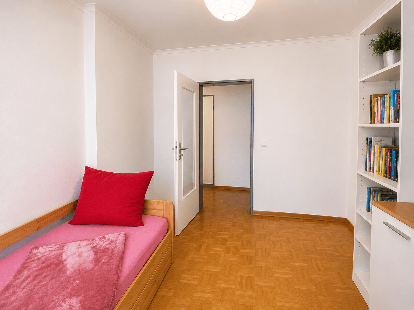 Immobilienangebot - Geesthacht - Alle - Vermietete Penthousewohnung mit großzügigem Südbalkon in zentraler Lage von Geesthacht