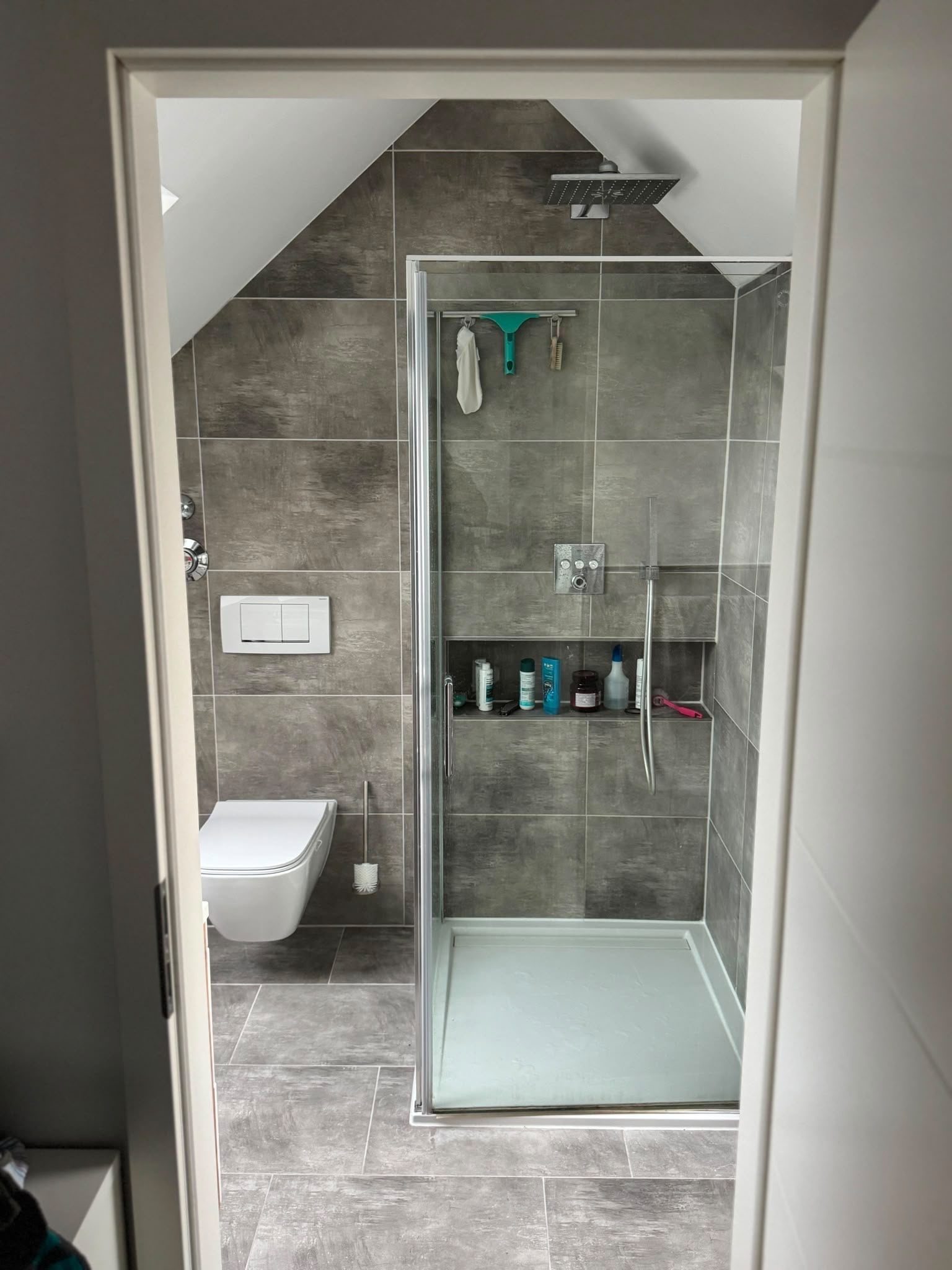 Immobilienangebot - Gersthofen - Alle - Exklusive 5,5-Zimmer-Maisonette-Wohnung mit 160 m² Wohnfläche, 2 Bädern, Balkon und Tiefgarage