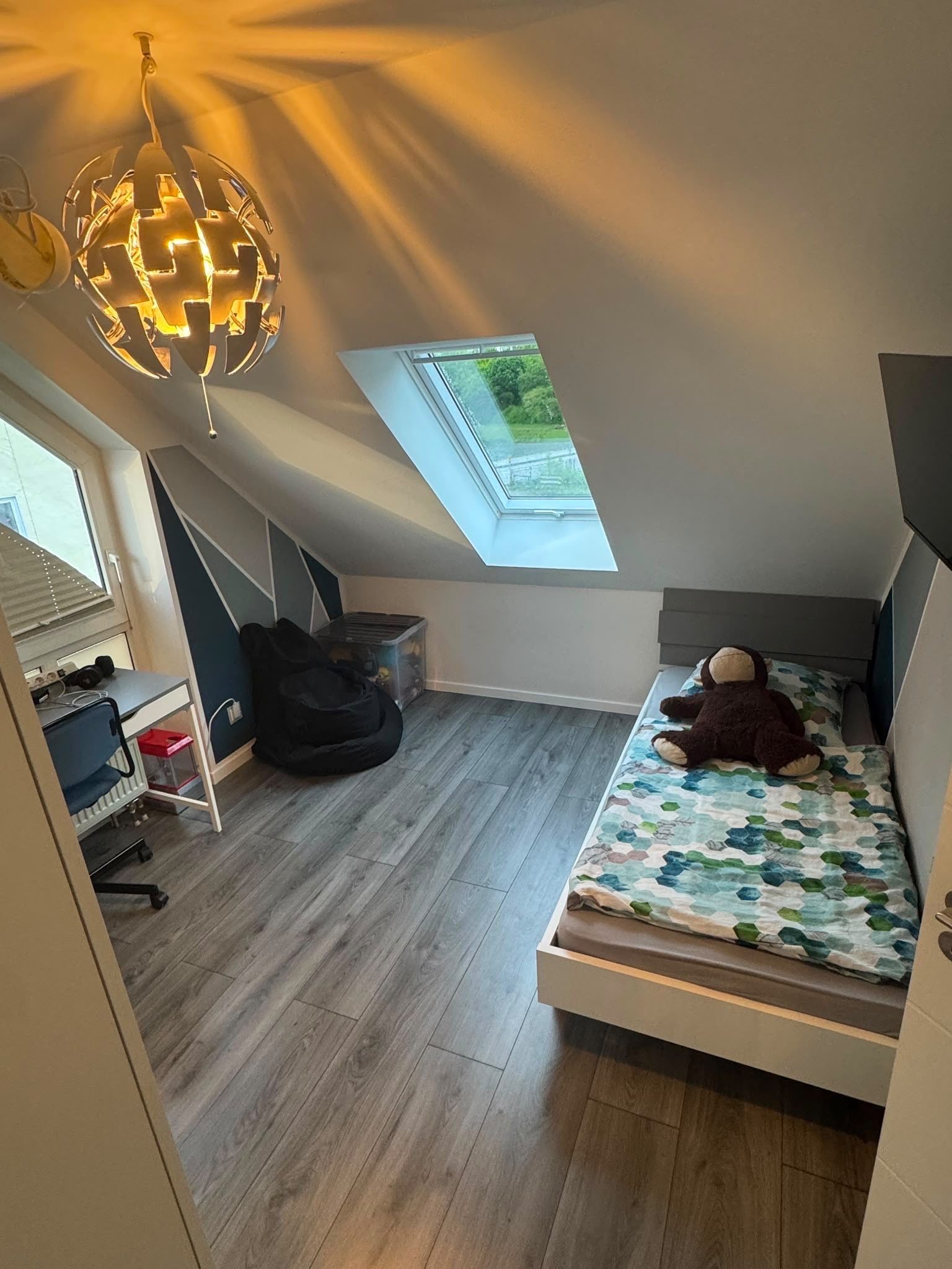 Immobilienangebot - Gersthofen - Alle - Exklusive 5,5-Zimmer-Maisonette-Wohnung mit 160 m² Wohnfläche, 2 Bädern, Balkon und Tiefgarage