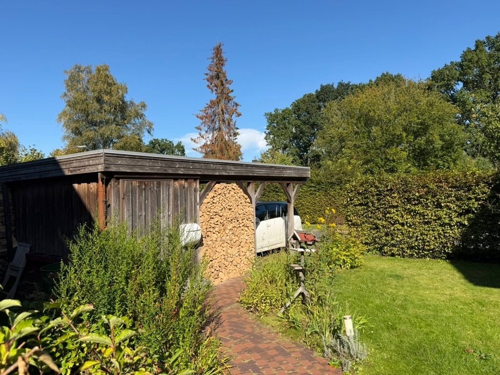 Immobilienangebot - Hamburg - Alle - Zwei Häuser, viele gute Gründe – Kapitalanlage am Volksdorfer Wald
